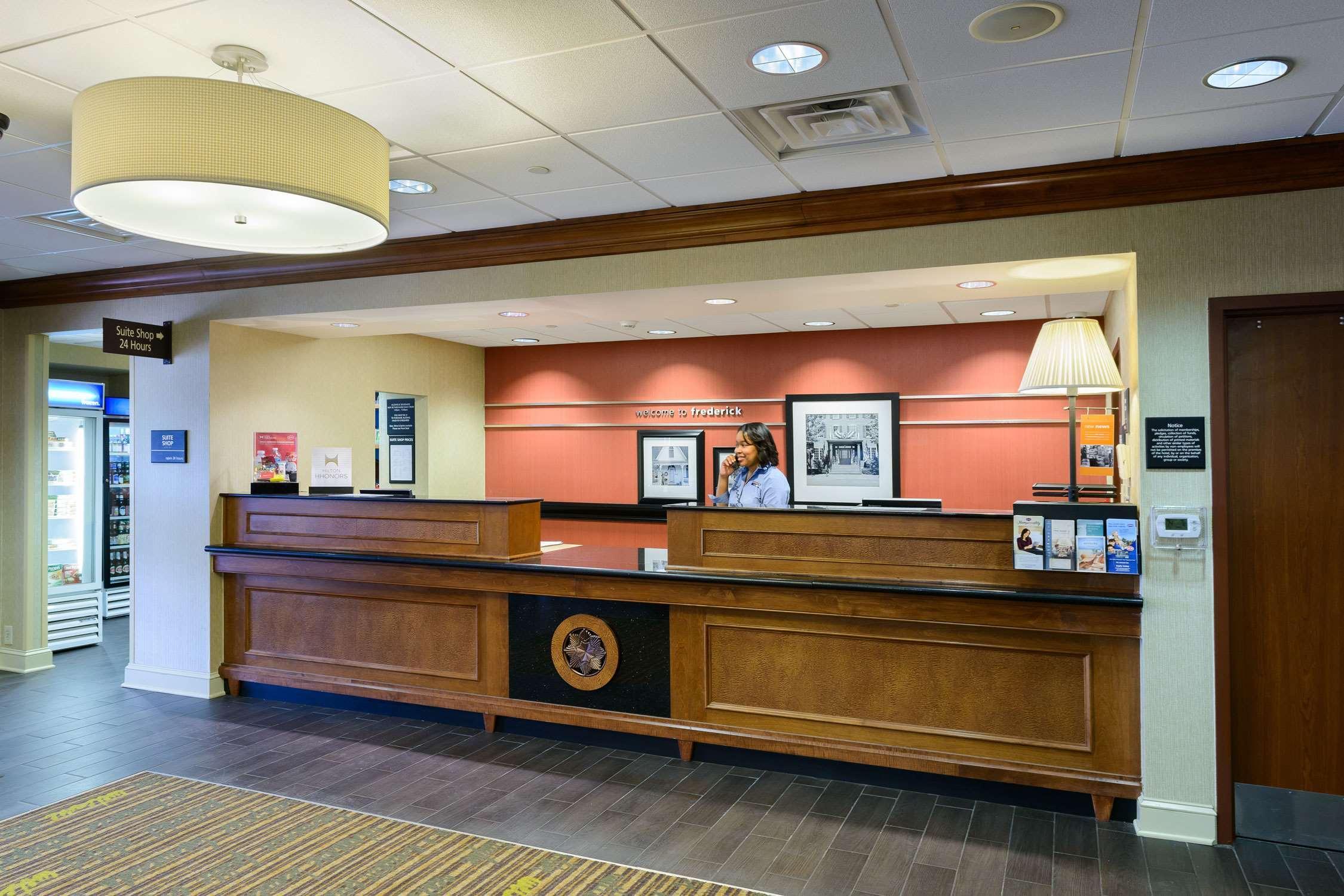 Hampton Inn & Suites Frederick/Fort Detrick Екстер'єр фото