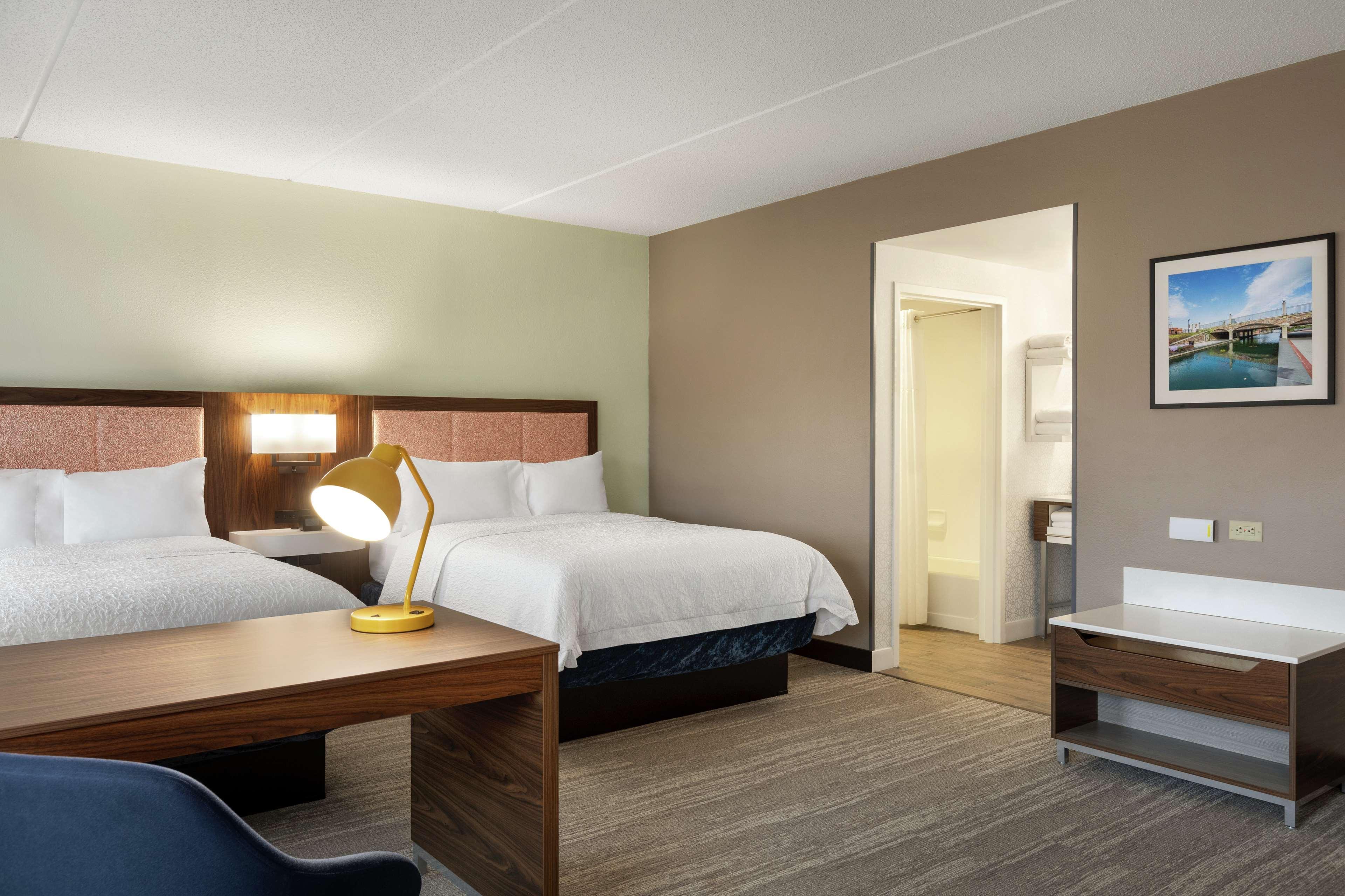 Hampton Inn & Suites Frederick/Fort Detrick Екстер'єр фото