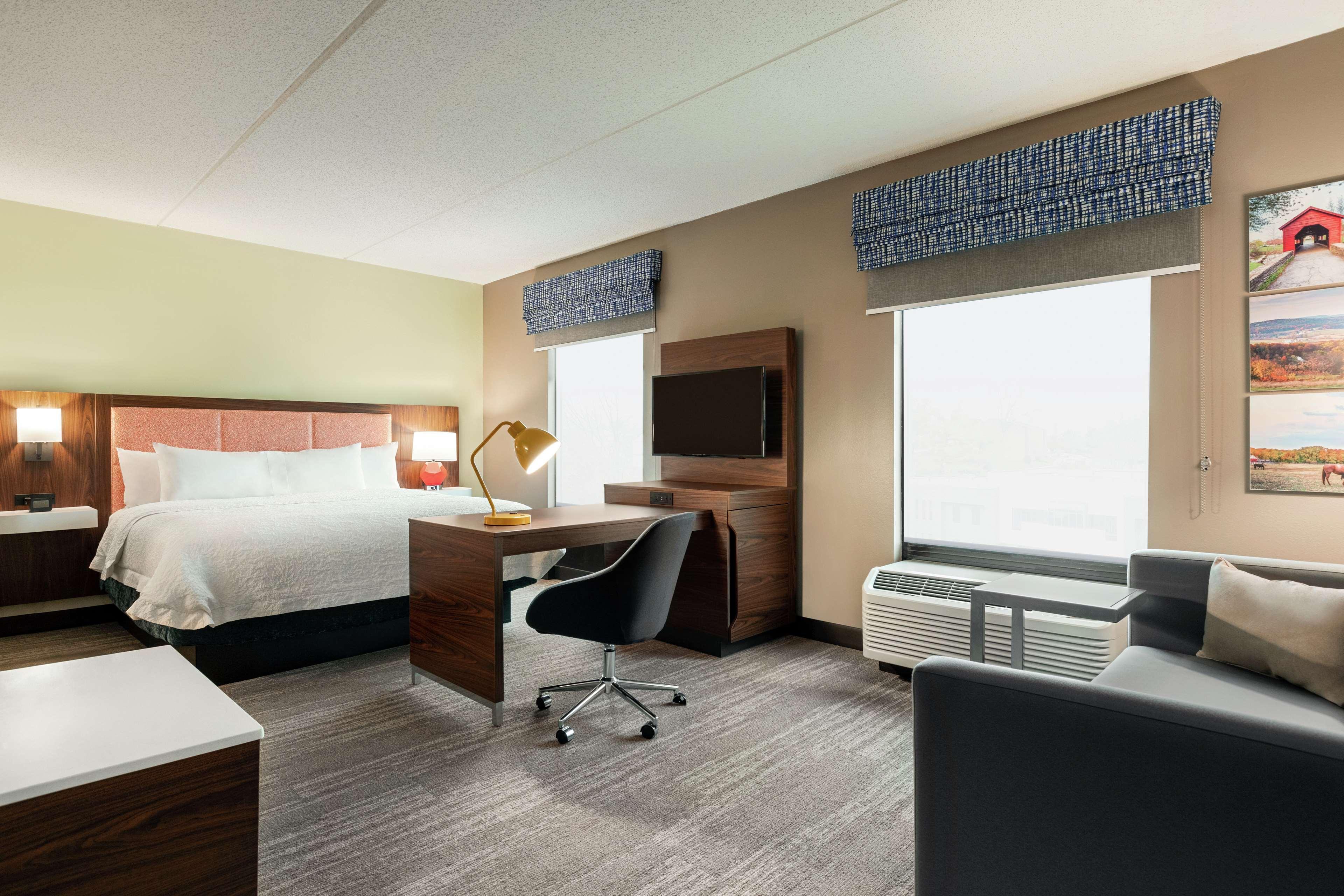 Hampton Inn & Suites Frederick/Fort Detrick Екстер'єр фото