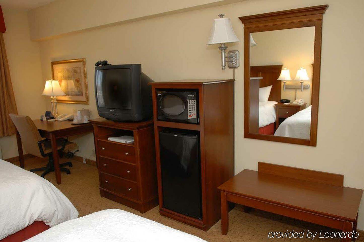 Hampton Inn & Suites Frederick/Fort Detrick Екстер'єр фото